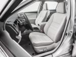 Toyota Camry XLE 2015 года